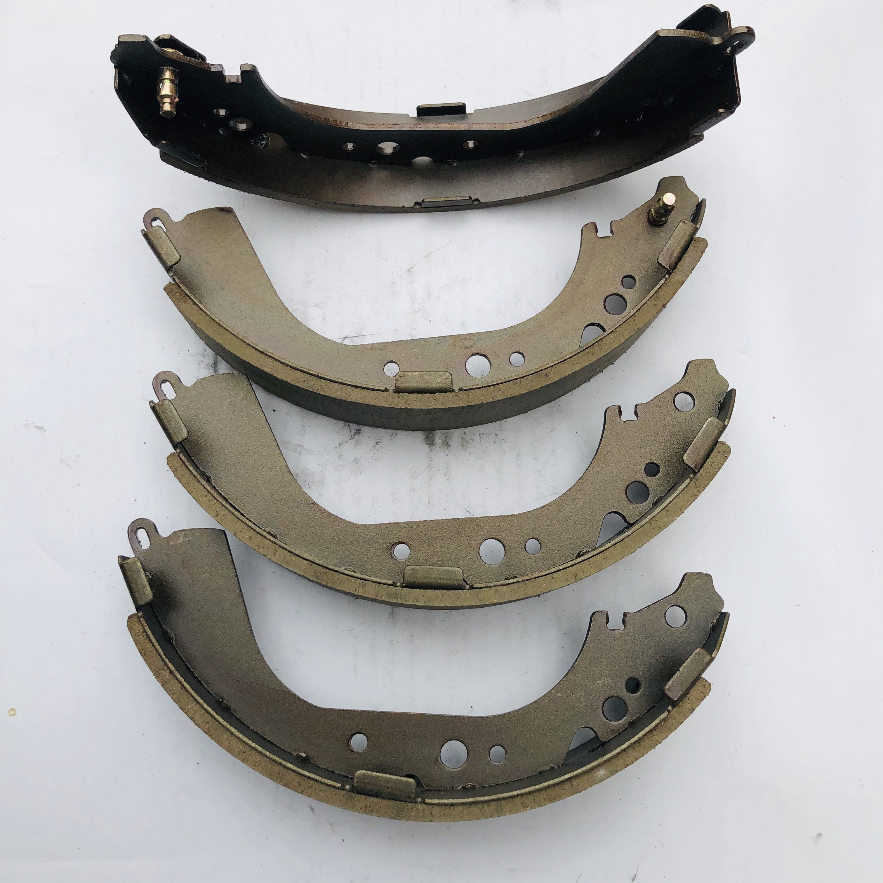 High Quality Car Break Brake Shoe 04495-26050 04495-35230 for TOYOTA HILUX 4Y 2L 5L LN167 KDN167 HIACE KDH222 TRH223