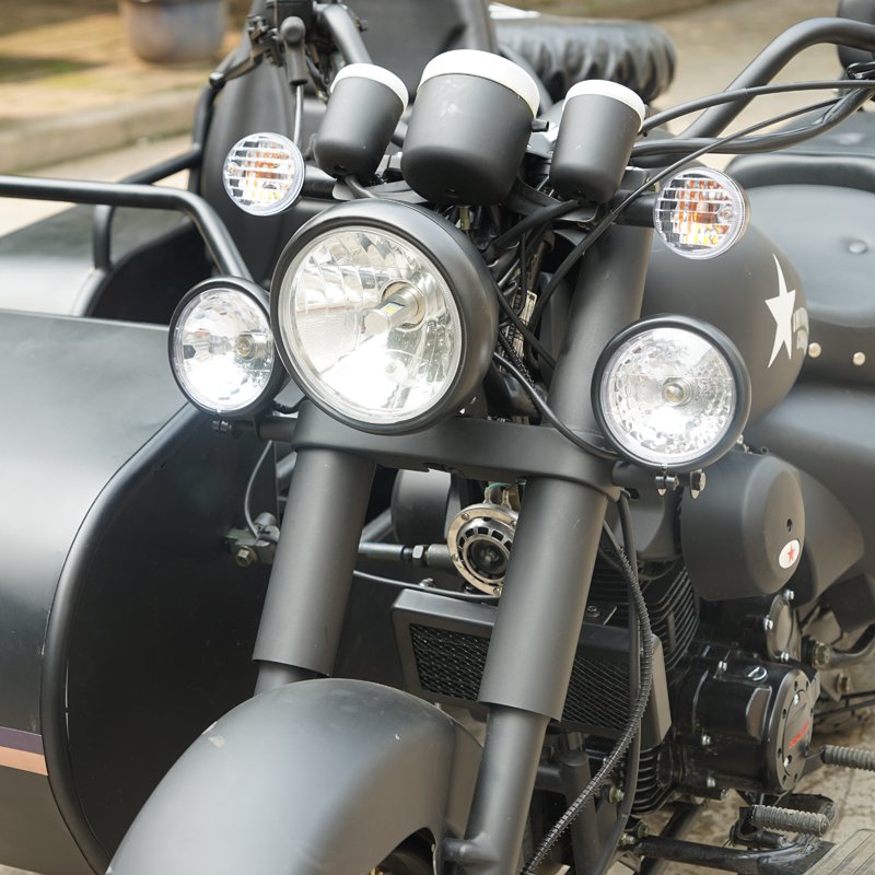 4 Stroke Three- Wheel Motorcycle 250cc With Sidecar Street Motorbikes