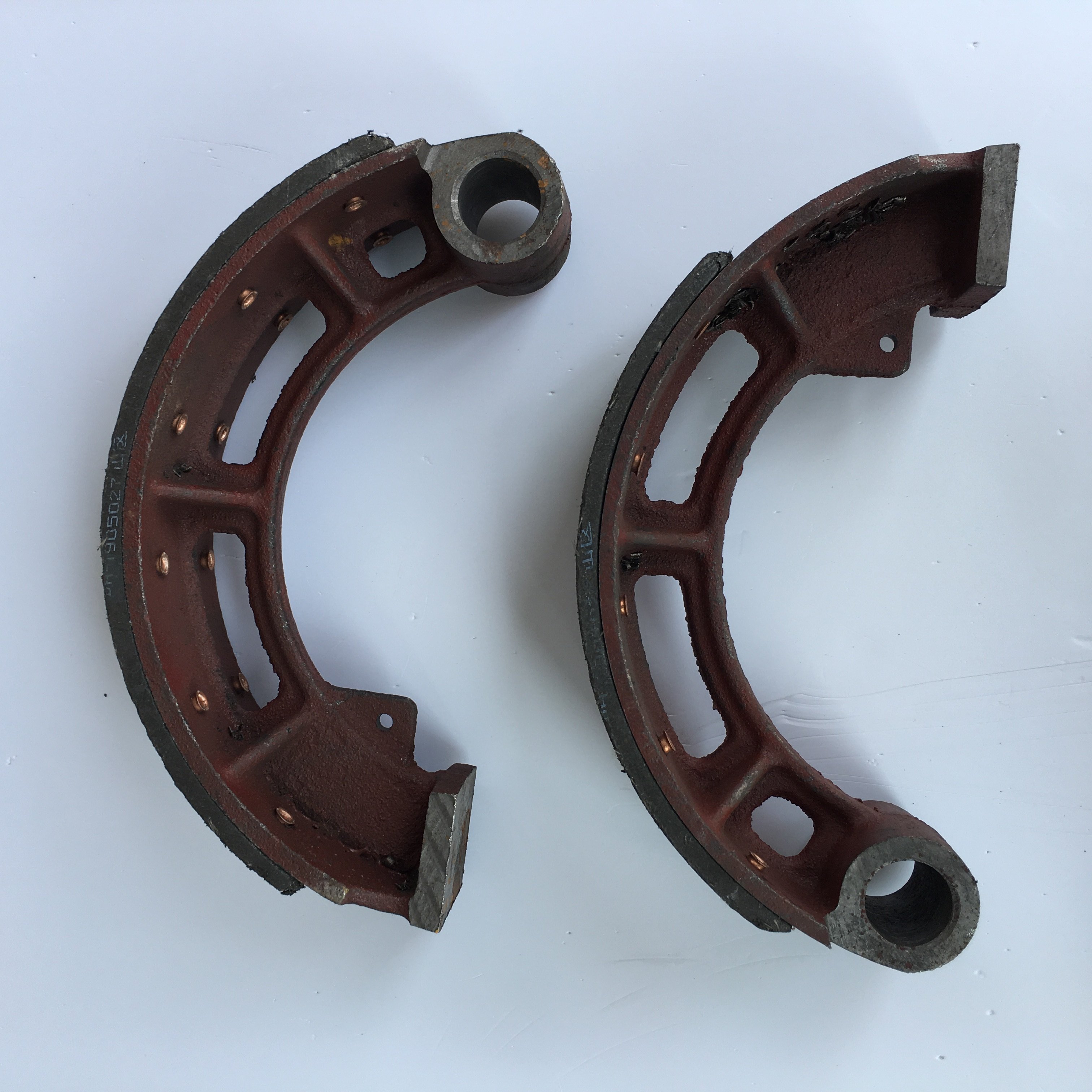 Manufacturer Sells High Quality Brake Shoe 1030