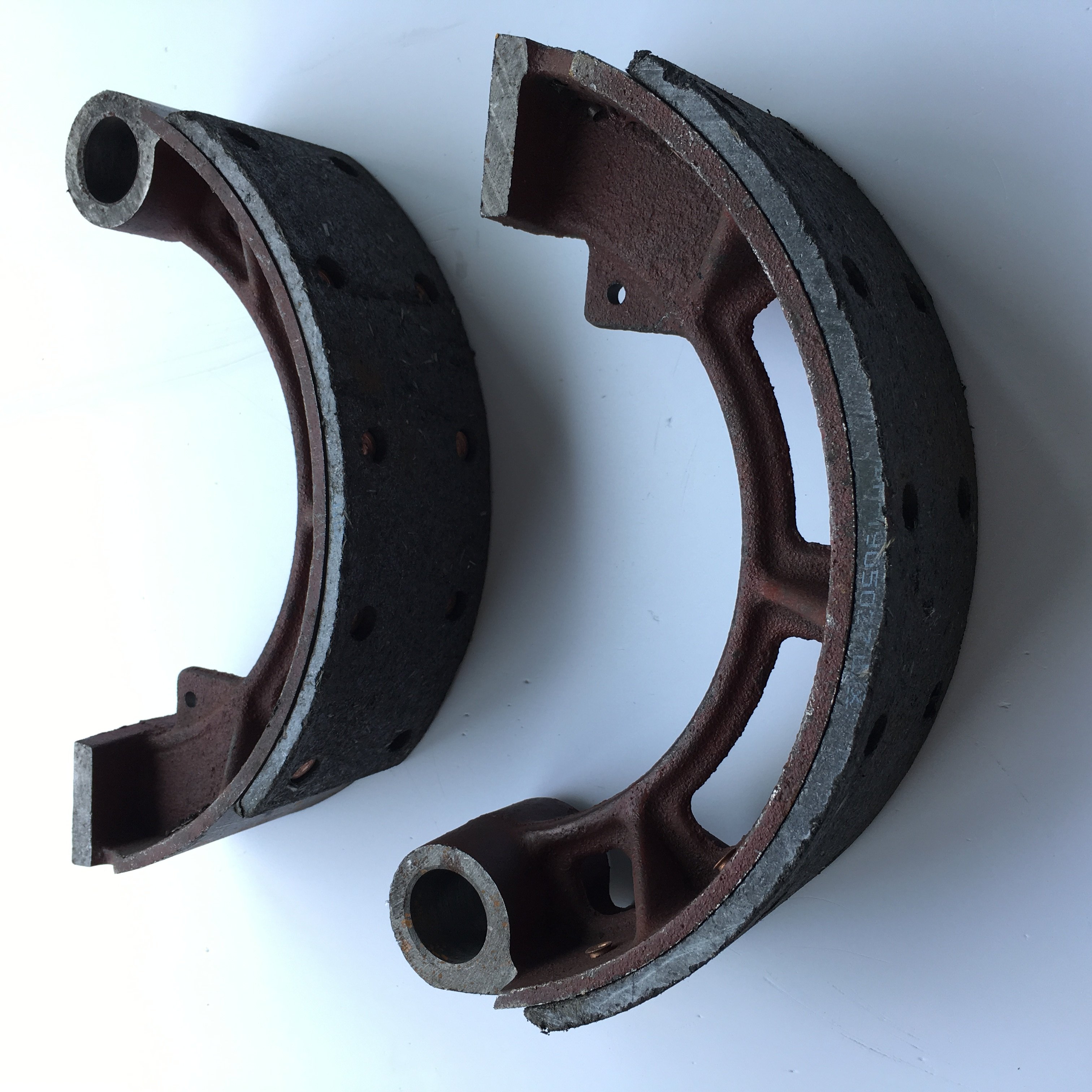 Manufacturer Sells High Quality Brake Shoe 1030