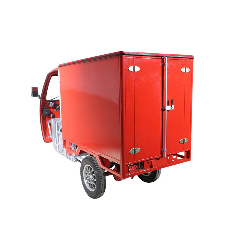 QSD Red Electric Rickshaw Tuk Tuk Express Delivery Tricycle With Closed Body for Express Transport Delivery