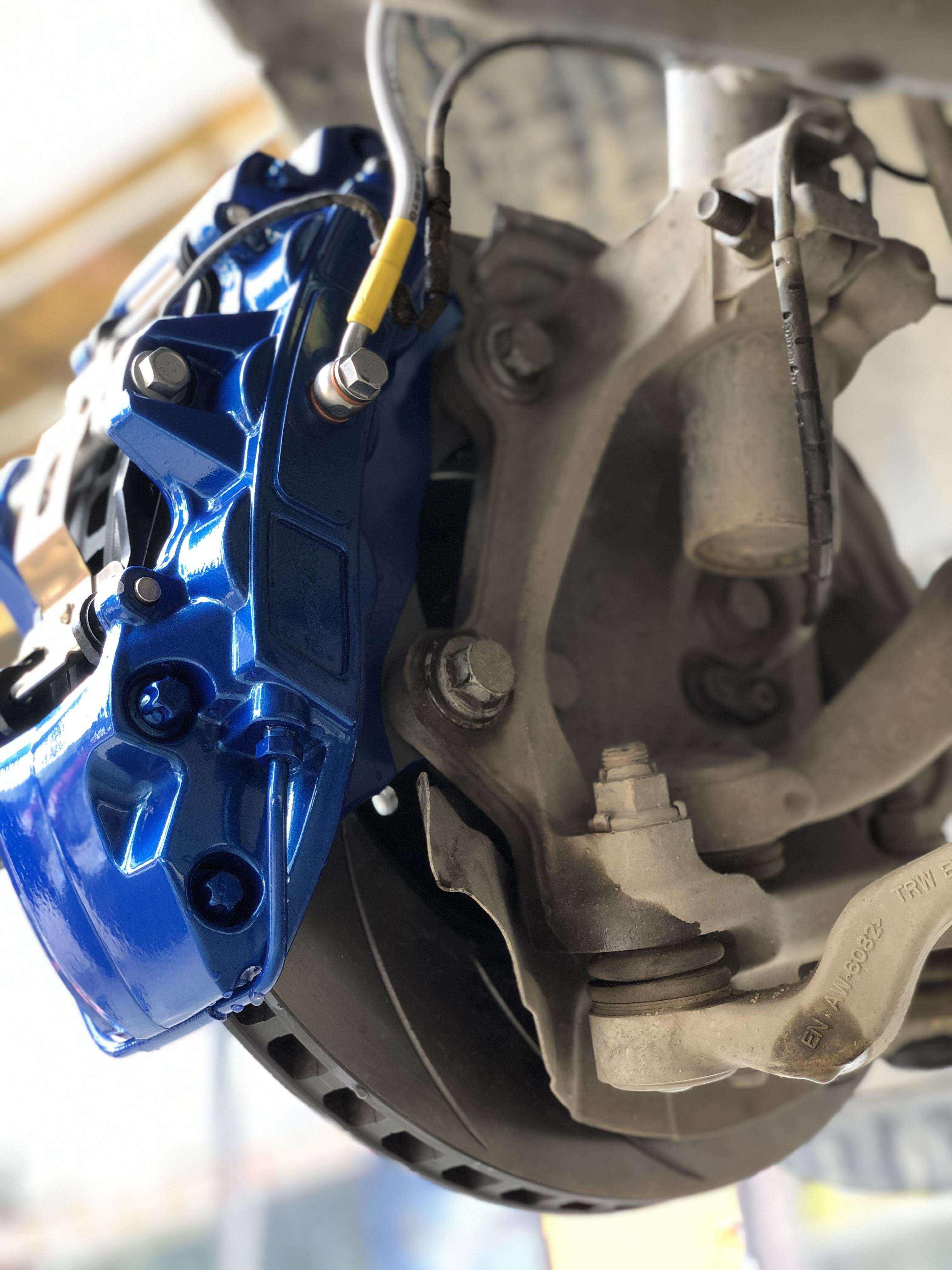 HOT SALE Racing Brake Kits Modified Car Parts Brake Caliper Kit for BMW F30/F35/E90/E92/E82/E87/F20 Popular