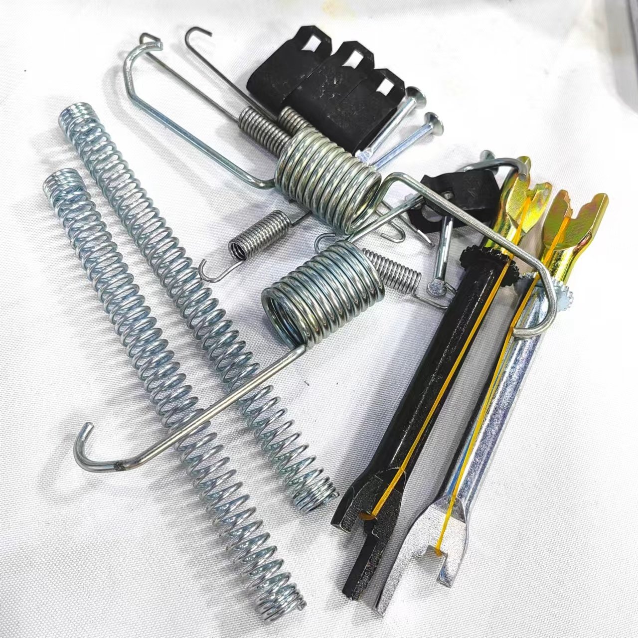 The Factory Produces Various Models of Rear Brake Adjustment Lever Kits 04642-0K080 04942-0K080 04943-0K110 04942-0K210