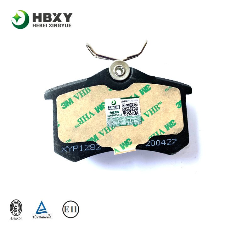 Brake Pads Sets Wholesale Auto Ceramic Metallic Brake Pad for vw Audi Peugeot Toyota Ford