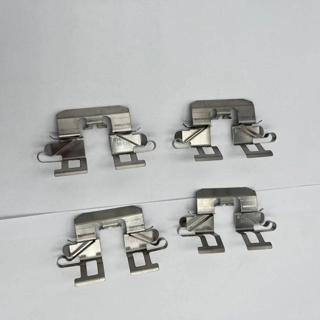 Brake System 6E5Z-2200-B Rear Brake Pad Repair Kits Accessories D1161 Brake Pad Clip for Mazda / Ford