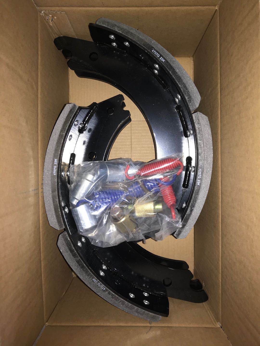 Axle Lined 23K Brake Pad Lining Set Kits Brake Shoe 4709 4709es 4707 4707Q 4515 4515Q for Mack Volvo Freightliner Heavy Duty