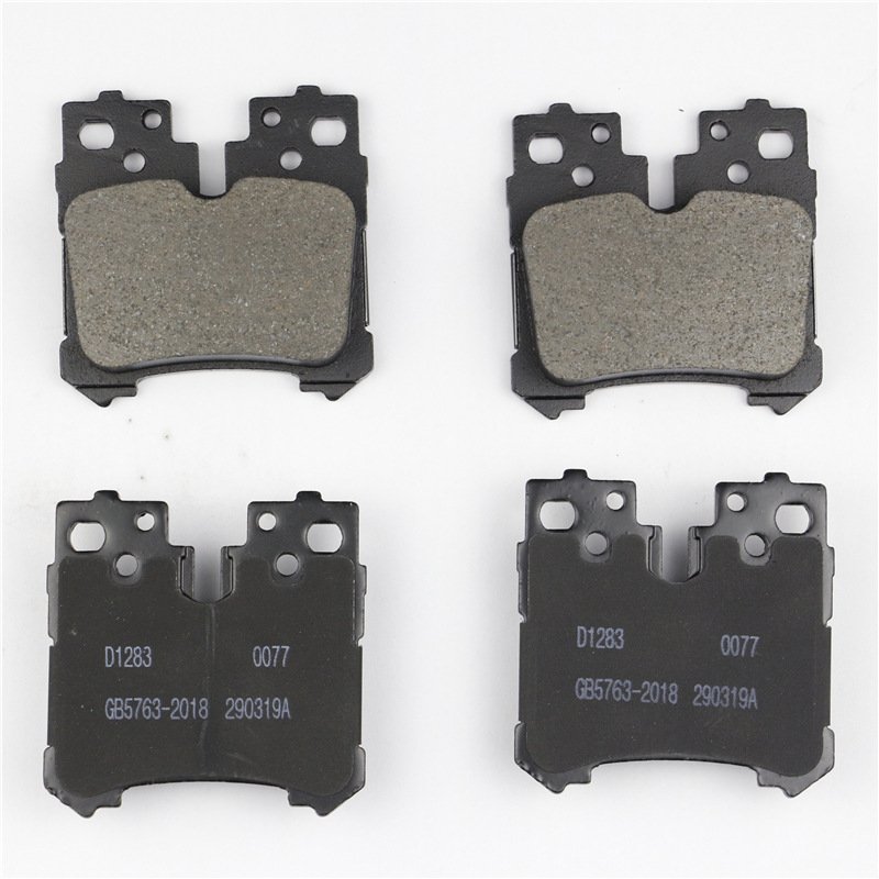 CHINA Auto Brake System Auto Spare Parts Genuine Front Rear Disc Carbon Ceramic Truck Disc Brake Pads