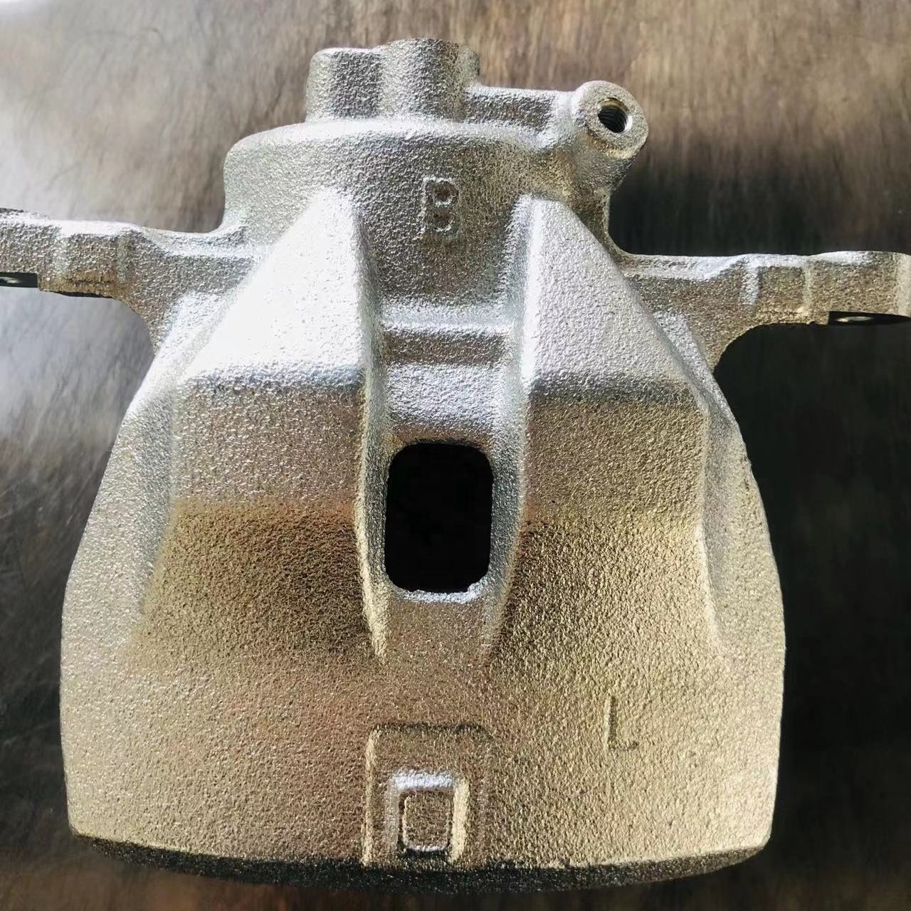 Chinese Factory Direct Supply Front Rear Left Brake Caliper 4775006220 4775007071 4775033340