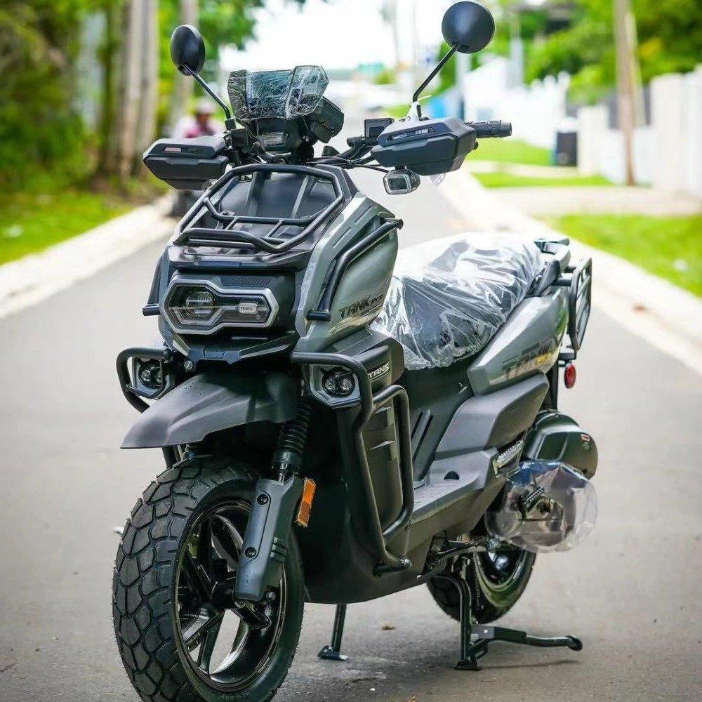 EPA DOT Certified TANK200 Gasoline Motorcycles 180CC Engine Max Speed 95 km/h Disc Brake Air Cooled Gas Scooter on Road