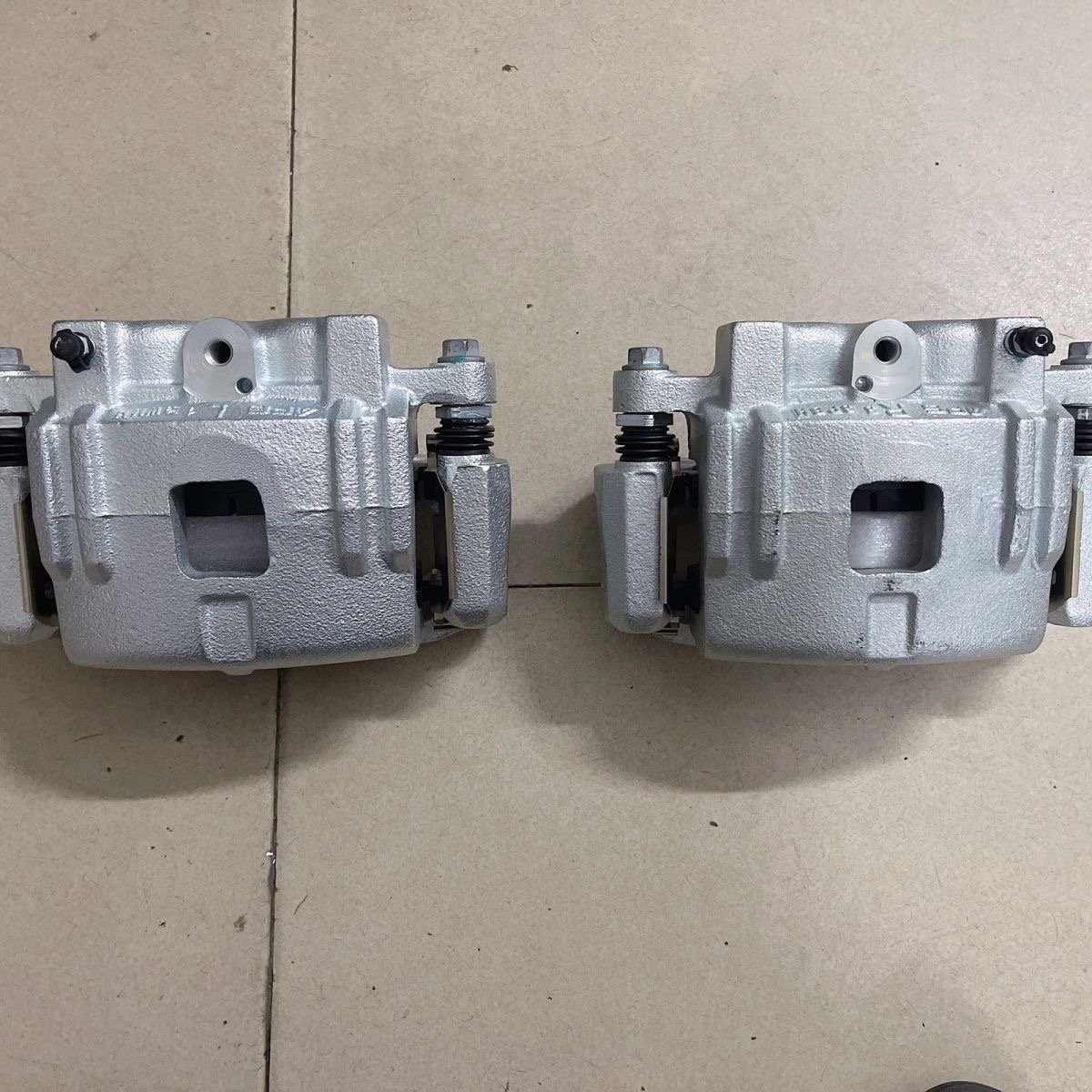 High-quality Aluminum Alloy Brake Calipers Front Brake Caliper for ZX Auto Terralord