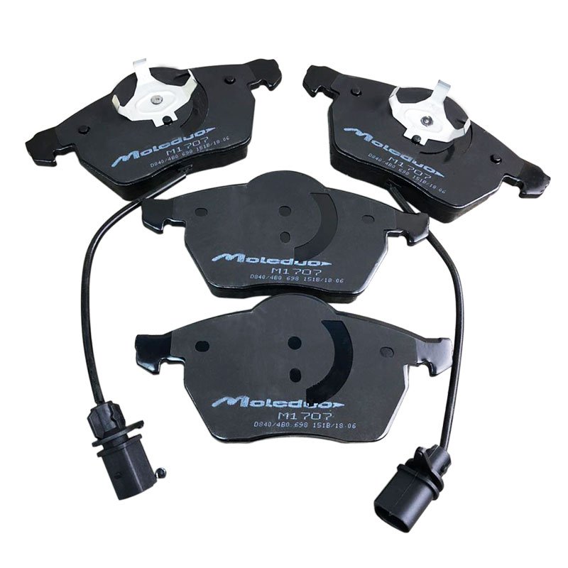 M1707 4B0698151E GDB1307 Genuine Quality Semi Metallic Ceramic Auto Brake Pads for Audi VW PASSAT
