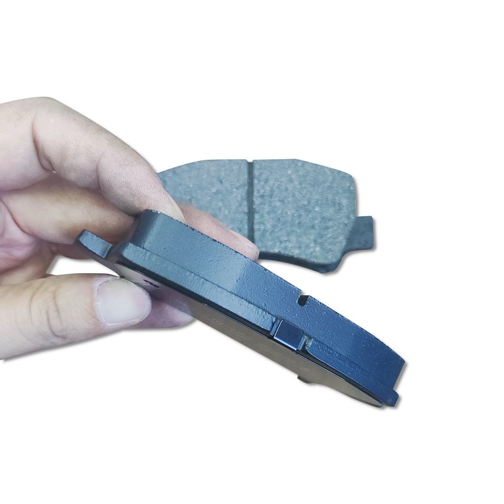 Manufacturer Low Price Brake Pads for Cars D9026 High Quality Low-metallic Ceramic Brake Pads for Hafei Minz for Chery A1