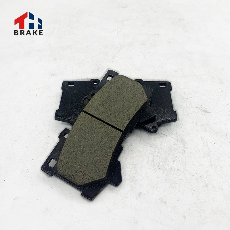 Automotive Brake Systems Front and Rear Break Pads Premium Auto Car Parts Spare Ceramic Brake Pads 04465-60380