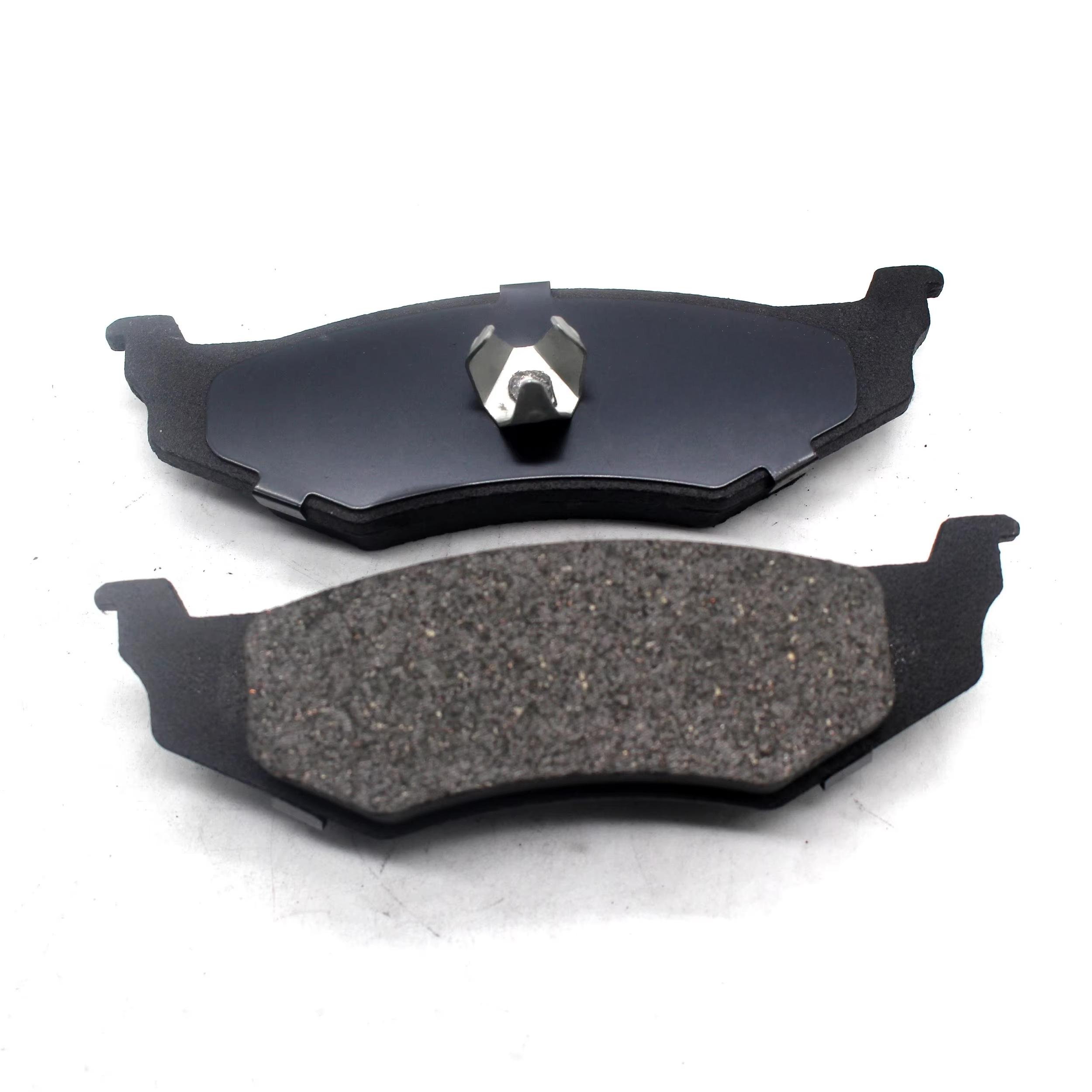 Auto Brake Pad Manufacturer Ceramic Brake Pads for CHRYSLER/DODGE/PLYMOUTH D641/D658/D759/D782 05011630AA/05019767AA GDB1234