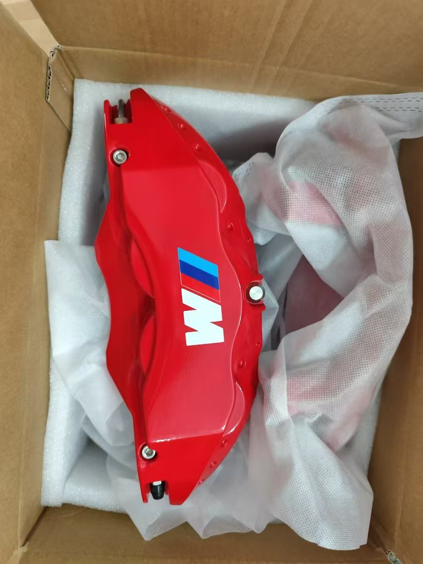 Car Brake Caliper Protect 4pcs Auto Brake System for BMW G20 F30 G30 F10 G01 F25 G05 Car Calipers Brake Cover With logo Sticker