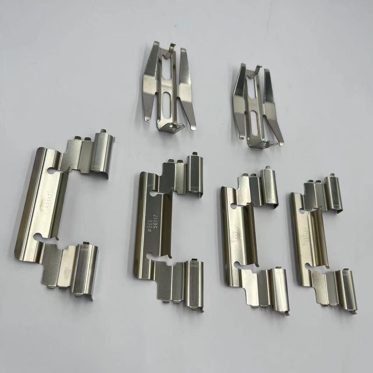 D1564 Car Spare Parts Wholesales Factory Brake Caliper Clips Hardware Repair Kit Brake Pad Clips for Ford