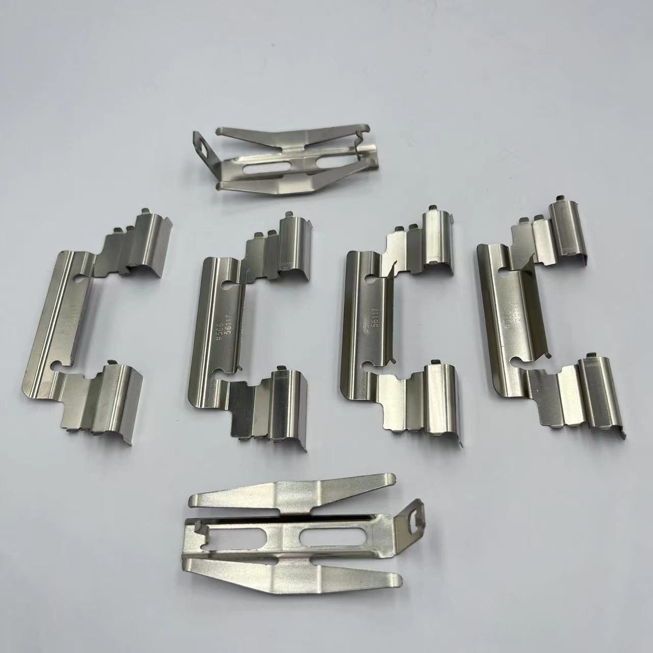 D1564 Car Spare Parts Wholesales Factory Brake Caliper Clips Hardware Repair Kit Brake Pad Clips for Ford
