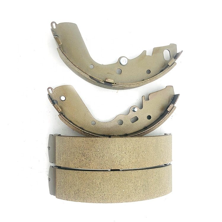 Factory Supply Top Quality Rear Brake Shoe Set 04495-0K120 K2395 for HILUX Pickup Auto Brake