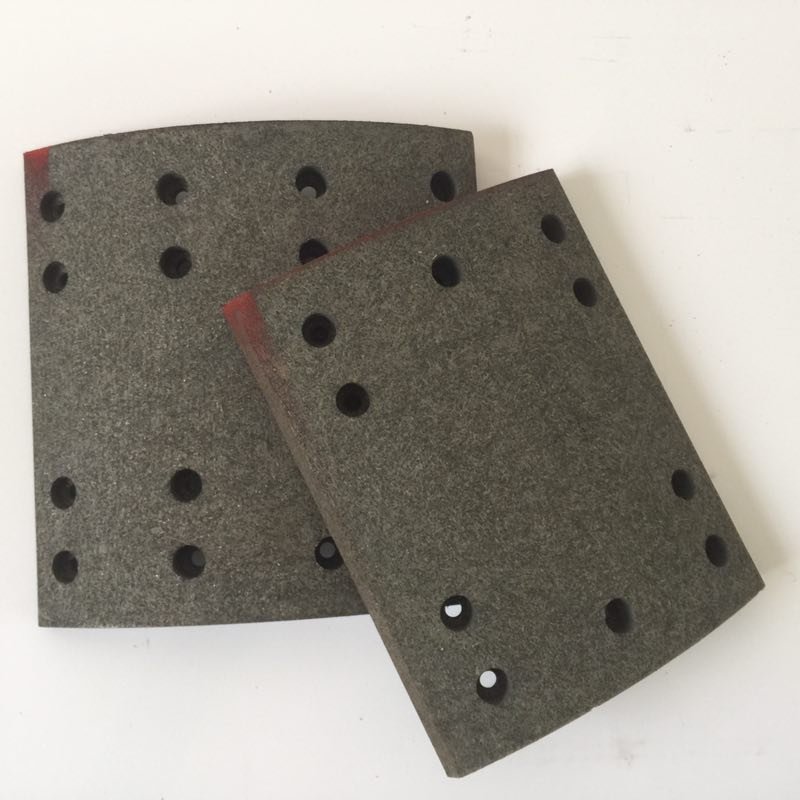 Original Heavy-Duty Brake Linings New Truck Brake Pads at Competitive Prices Type Brake System