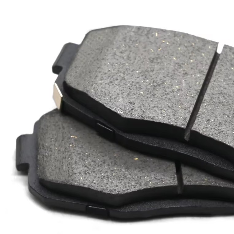 Factory Direct Supplier Auto Parts Dust Free Semi Metallic Brake Pad for BYD QIN PRO/BYD YUAN EV360 QF232