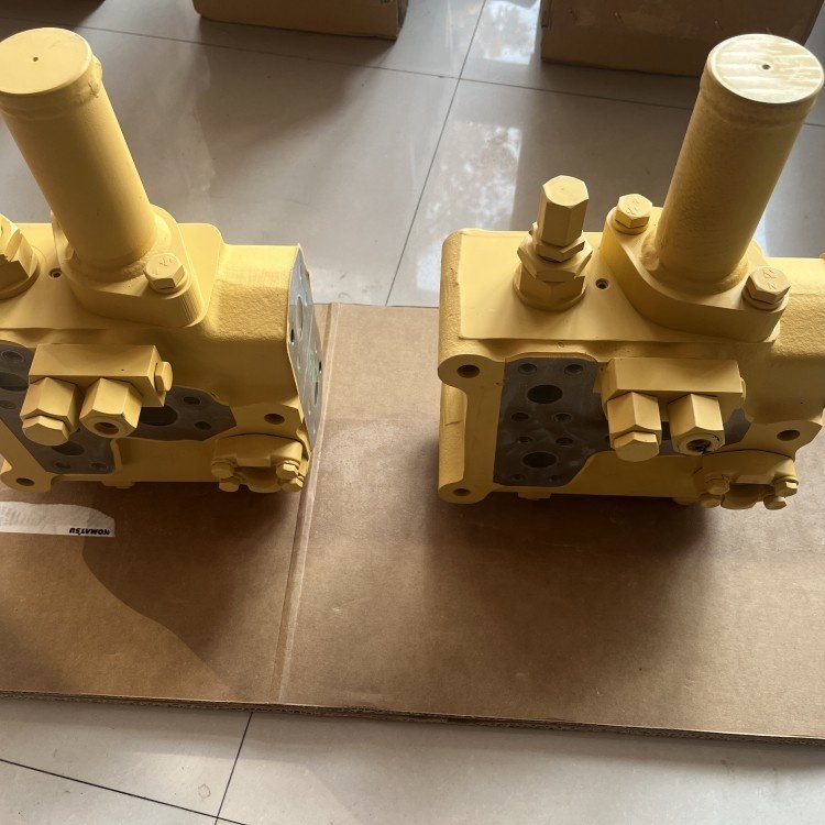 702-21-01502 High-quality Valve 702-21-01502 KOMATSU HD465HD785 Parts 702-21-01502