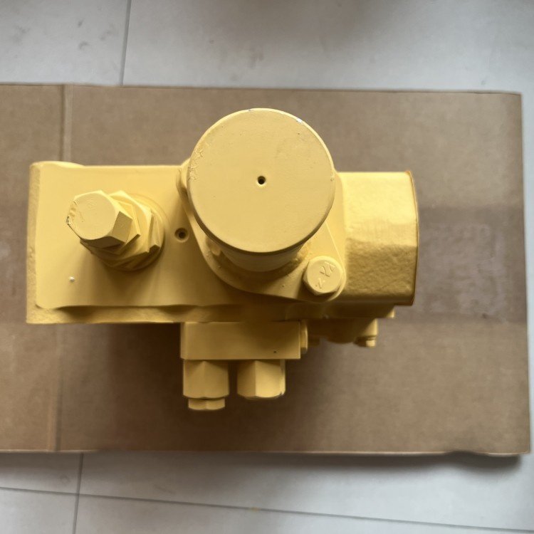 702-21-01502 High-quality Valve 702-21-01502 KOMATSU HD465HD785 Parts 702-21-01502