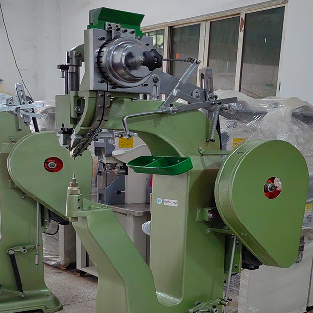 Automatic Luggage Trolley Case Riveting Machine Shoe Hardware Sport Helmet Baby Carriages Brake Block Riveting Press Machine