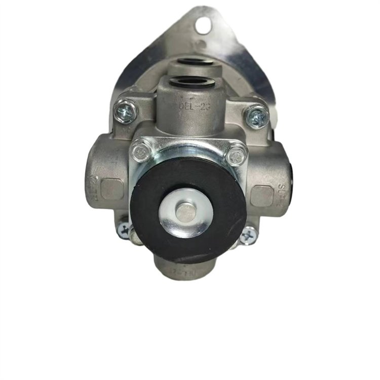 1-48100740-3 1-48100750-0 Foot Brake Valve and Brake Master Cylinder for CXZ FVR NRR FRR 6HH1 6HE1 0PE1