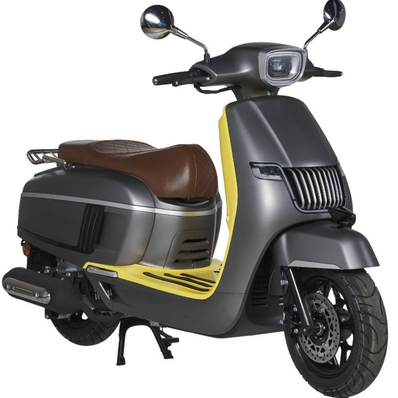 150cc250cc Gasoline Scooter Light Pedal Scooter for Adults