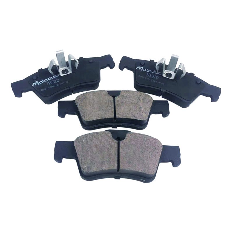 M1910 D1122 Rear Brake Pads for Mercedes-benz W463 G55 G63 X164 Gl320 Gl420 W164 1644201520 1644202720 D1122-8228