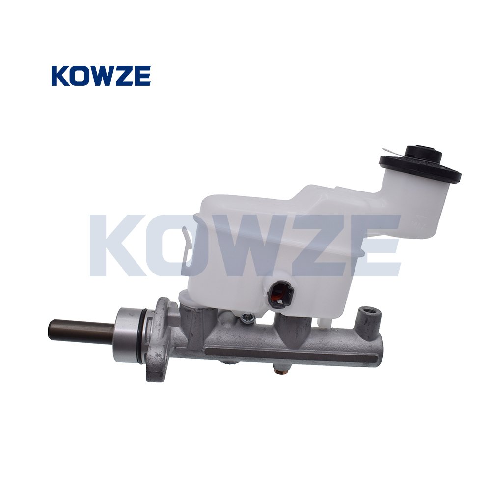 Brake Master Cylinder for Toyota Innova Fortuner Hilux KUN40 KUN51 KUN26 KUN60 47201-0K010