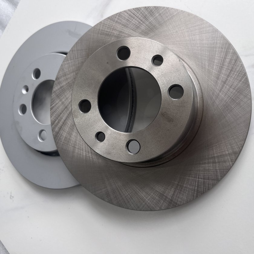OEM Auto Parts From China Coated Brake Discs Slotted Vented Rotor for Kia Cars Car Braking System