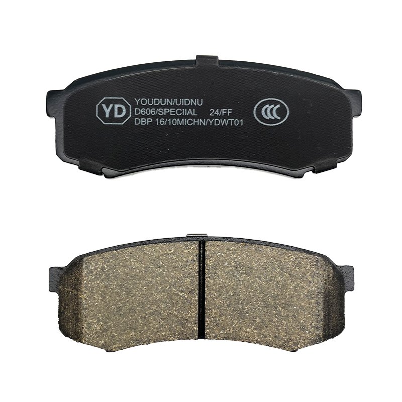 Factory Oem Automotive Ceramic Brake Pads Toyota Fj Cruiser Ceramic Former Wholesale Automotive Brake Pads 4605A389