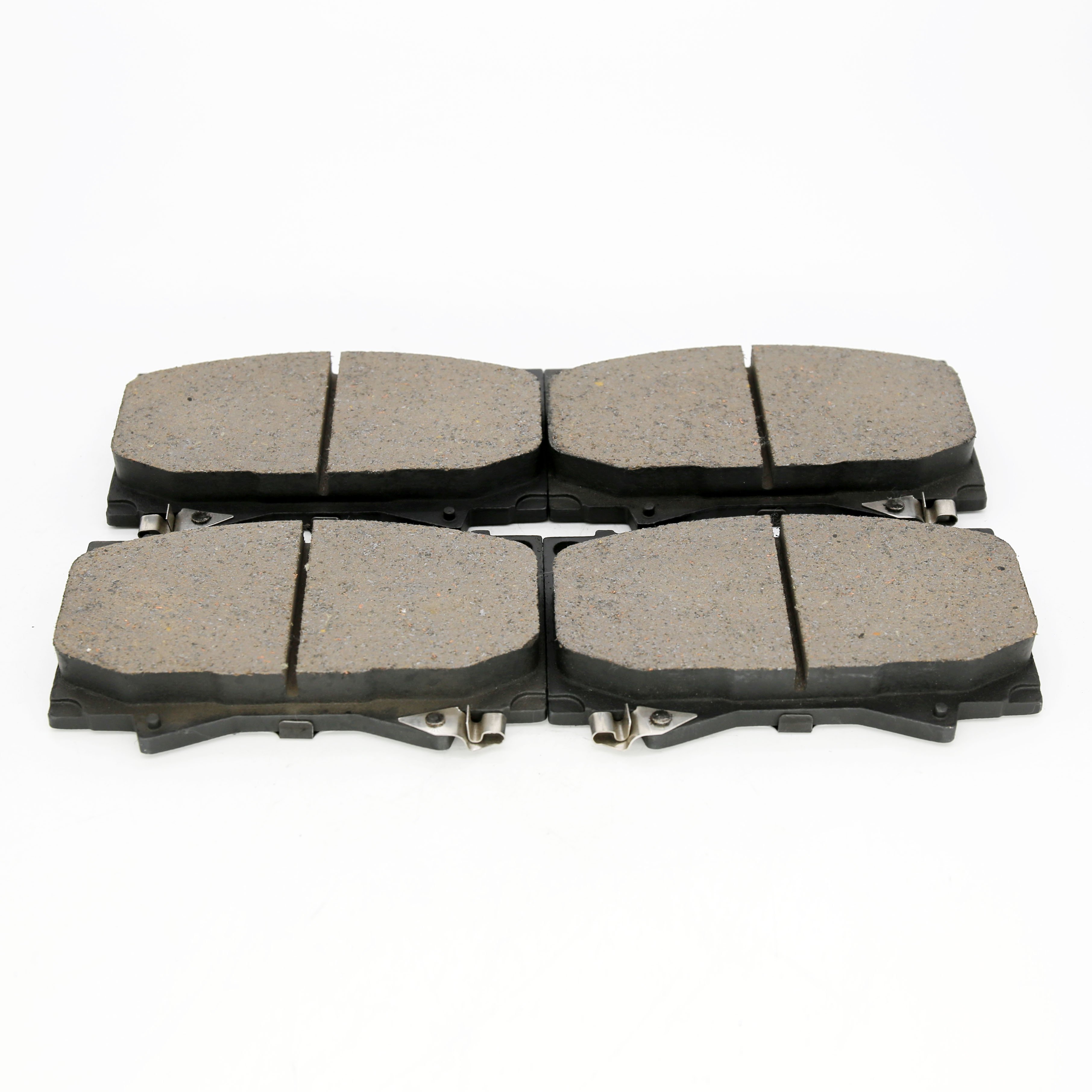 High Performance Factory Front Brake Pad for Lexus LX470 Used Car Toyota Land Cruiser UZJ100 FZJ100 04465-60230 D772 GDB3197