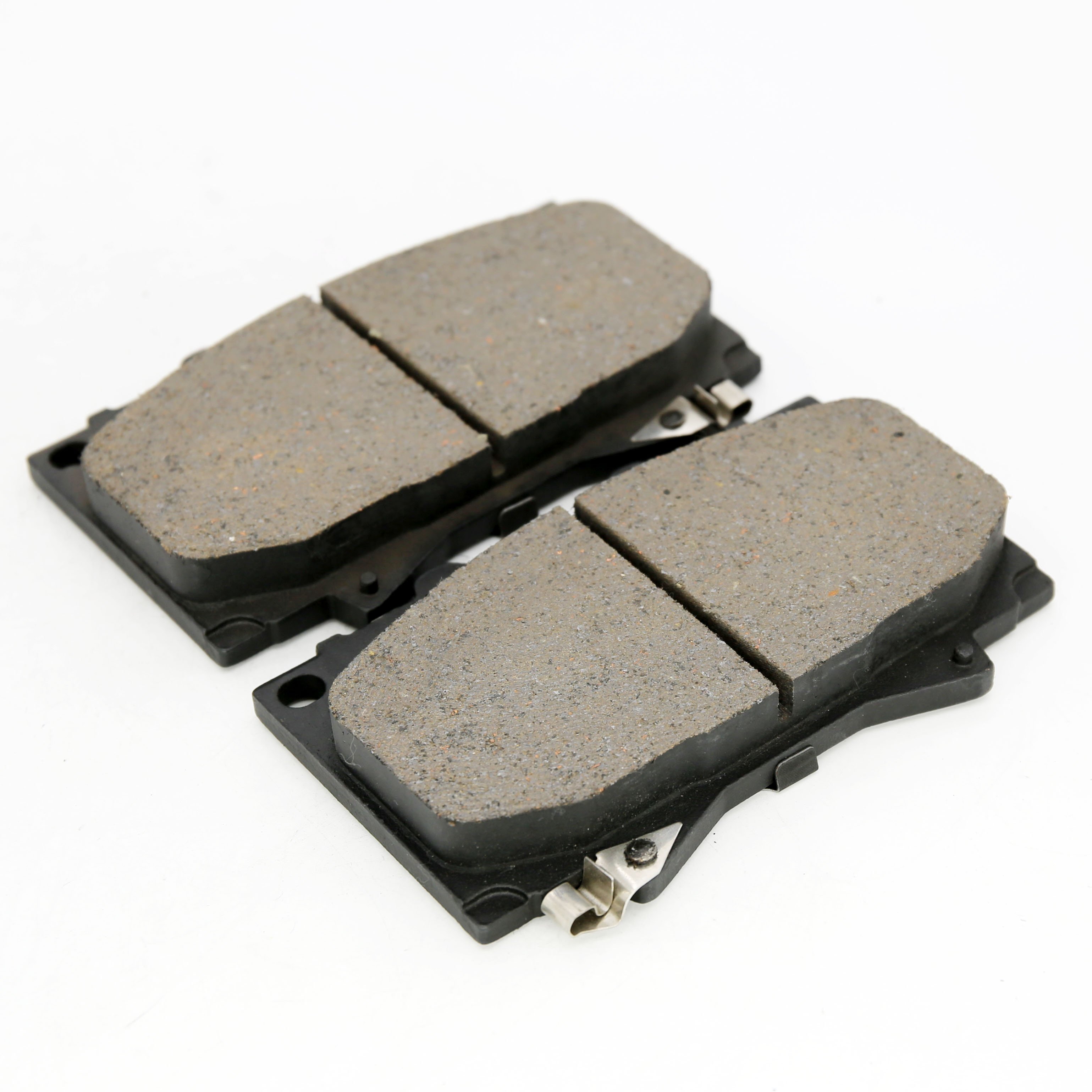 High Performance Factory Front Brake Pad for Lexus LX470 Used Car Toyota Land Cruiser UZJ100 FZJ100 04465-60230 D772 GDB3197