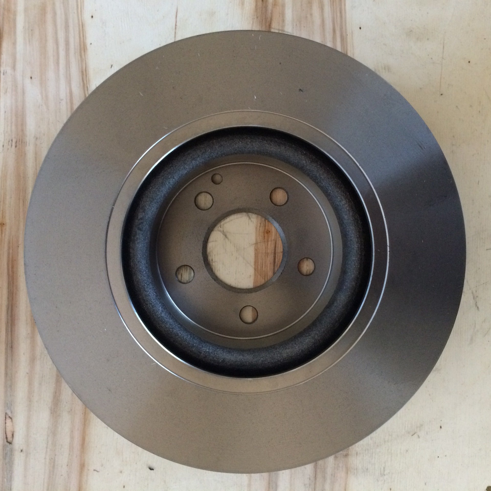 2204210812 Is Suitable for Mercedes Benzs S-Class Four Door Sedan W220) S-CLASS Two Door Sports Car C215) Brake Disc