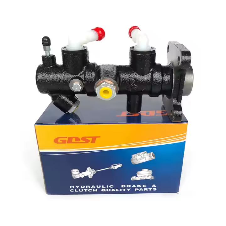 OEM W201-43-400a W201-43-400 One Year Warranty High Quality Good Price Auto Parts Brake Master Cylinder for Mazd a