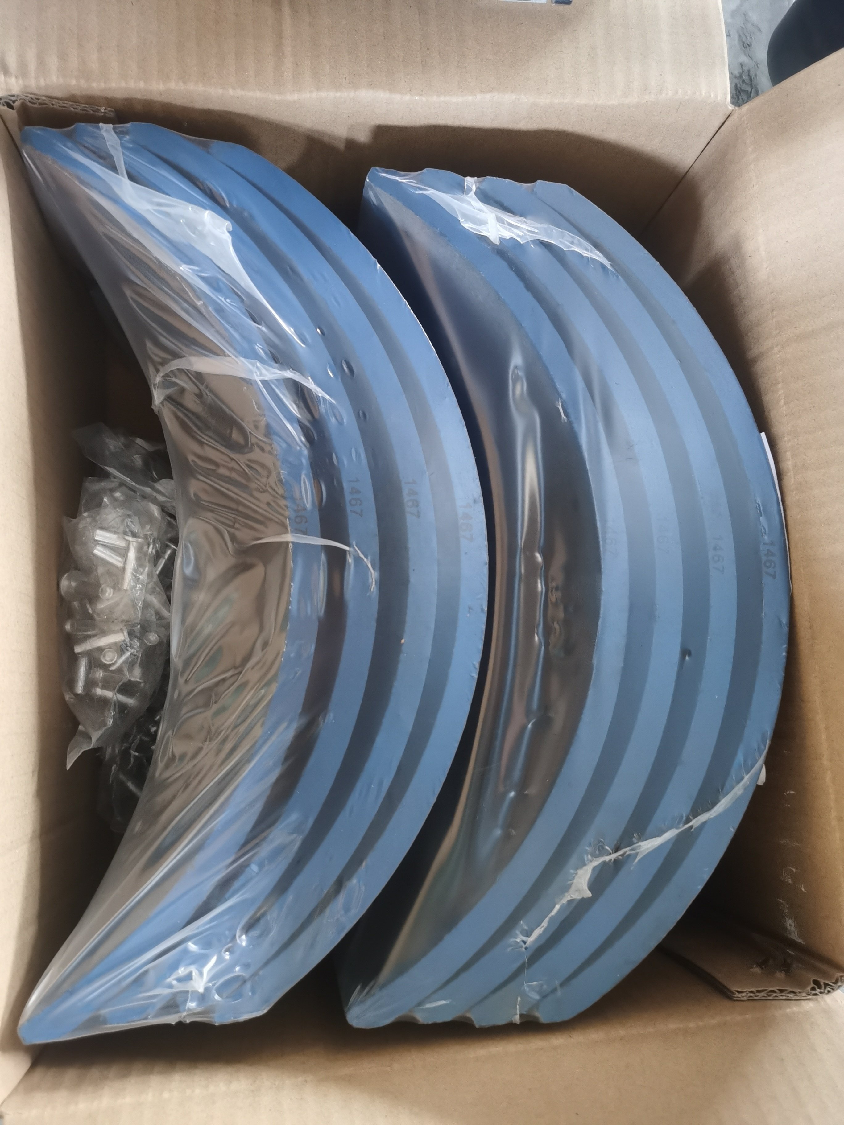 Truck Parts Brake Lining Hino Material Brake Shoe Lining 1467/ T320-758A Canter Truck Hino 500 BRAKE SHOE JAPANESE