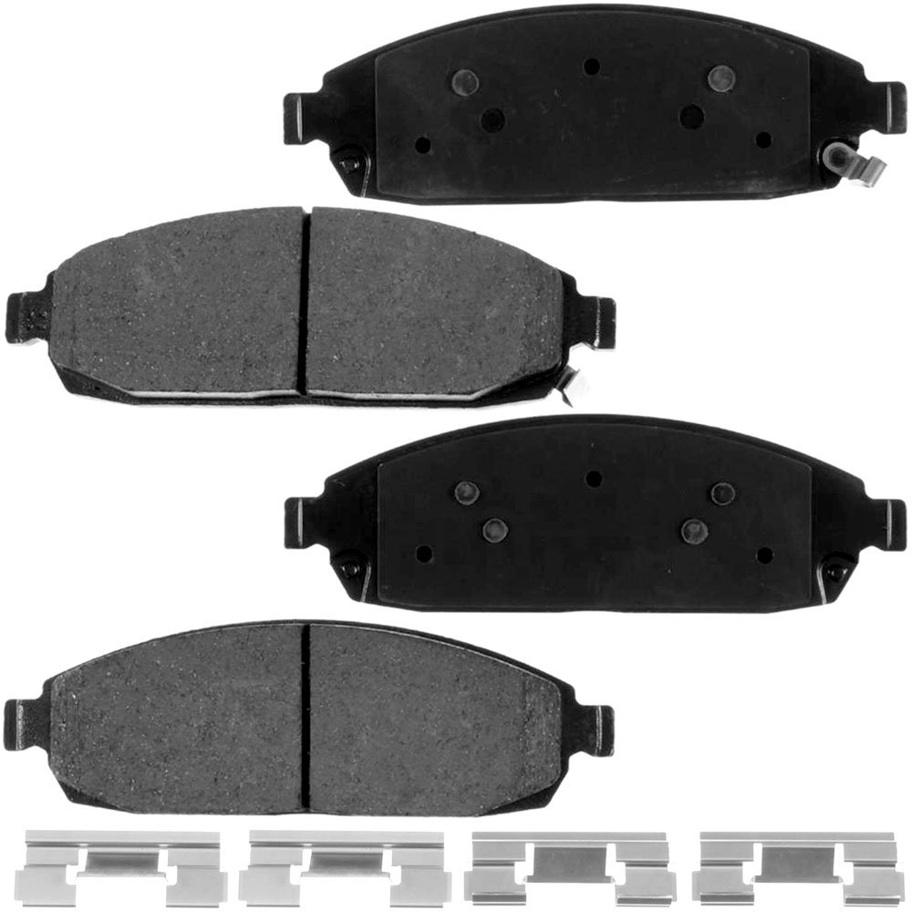 Auto Front Ceramic Brake Pads for Jeep Commander Grand Cherokee Automotive Parts Brake Pads