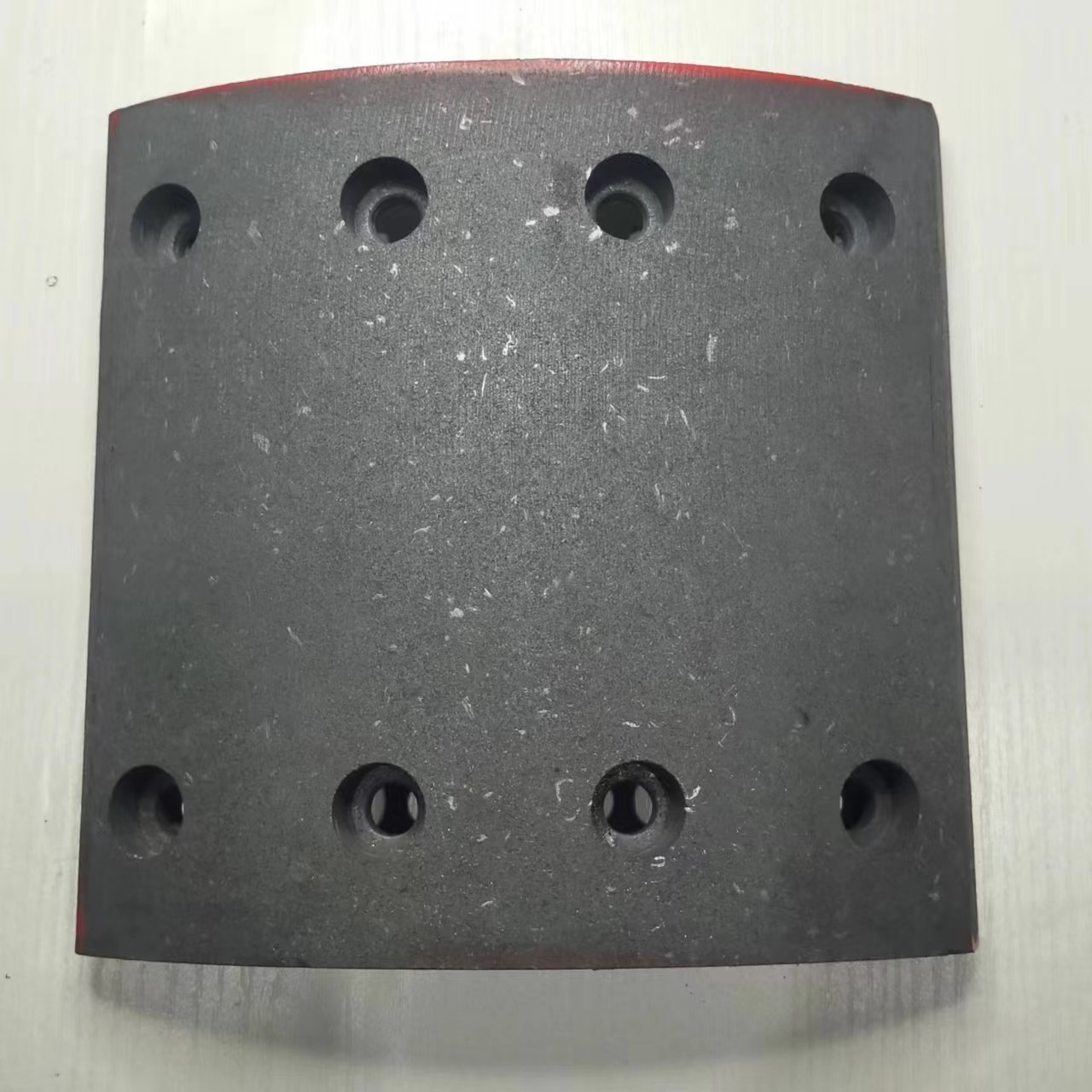 Professional Factory Promotes Large Number of Wear-Resistant 19256 Brake Linings for DAF Truck Models
