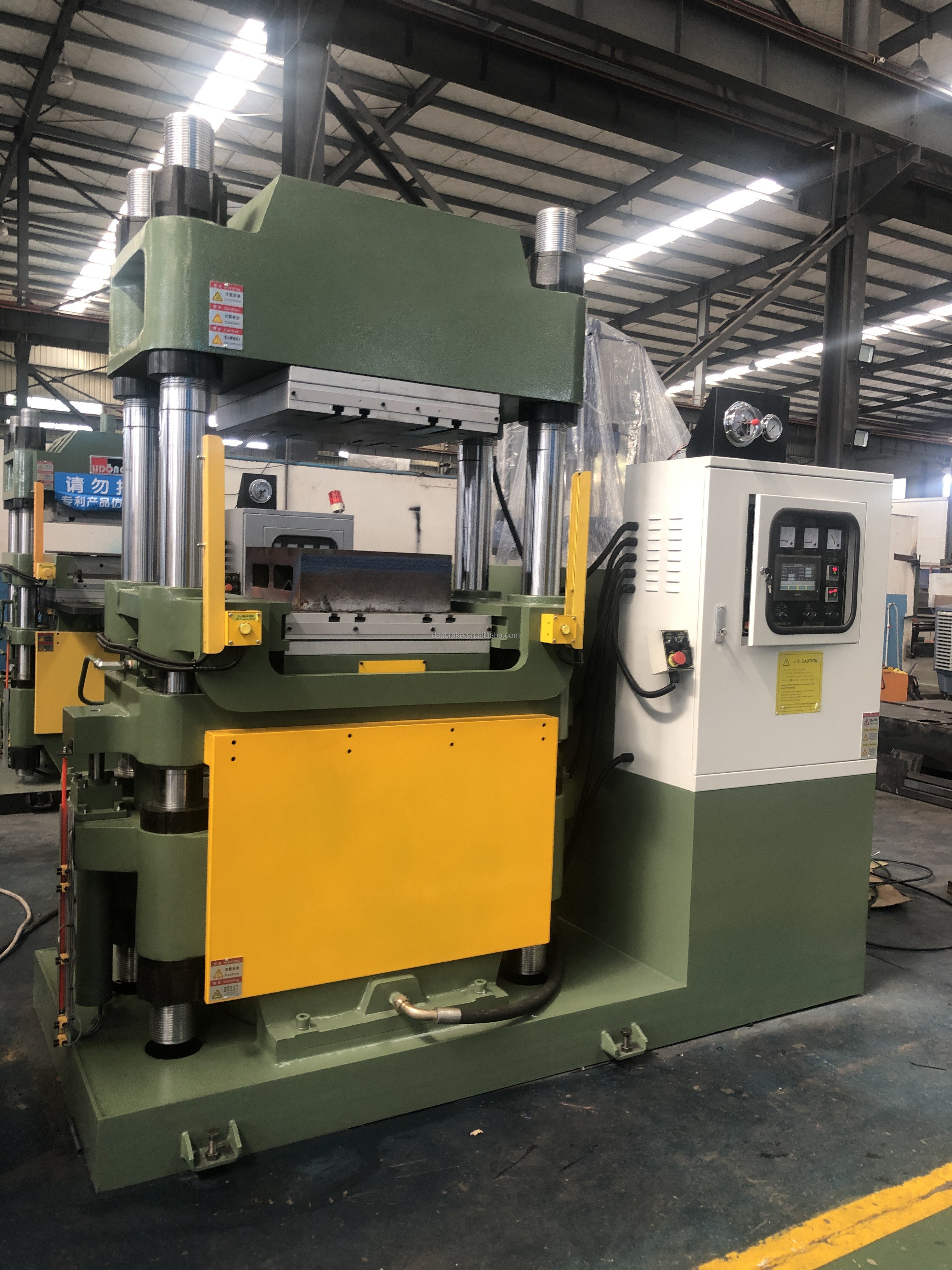 Truck Car Brake Pad Making Machine Line Raw Material Press Machines for All Brake Pads