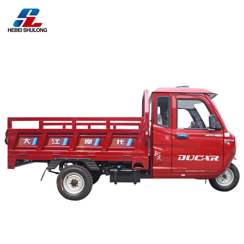 Cheap Cabin Tricycle Car Water Cooling 250cc Cargo Transporting Petrol Tricycle