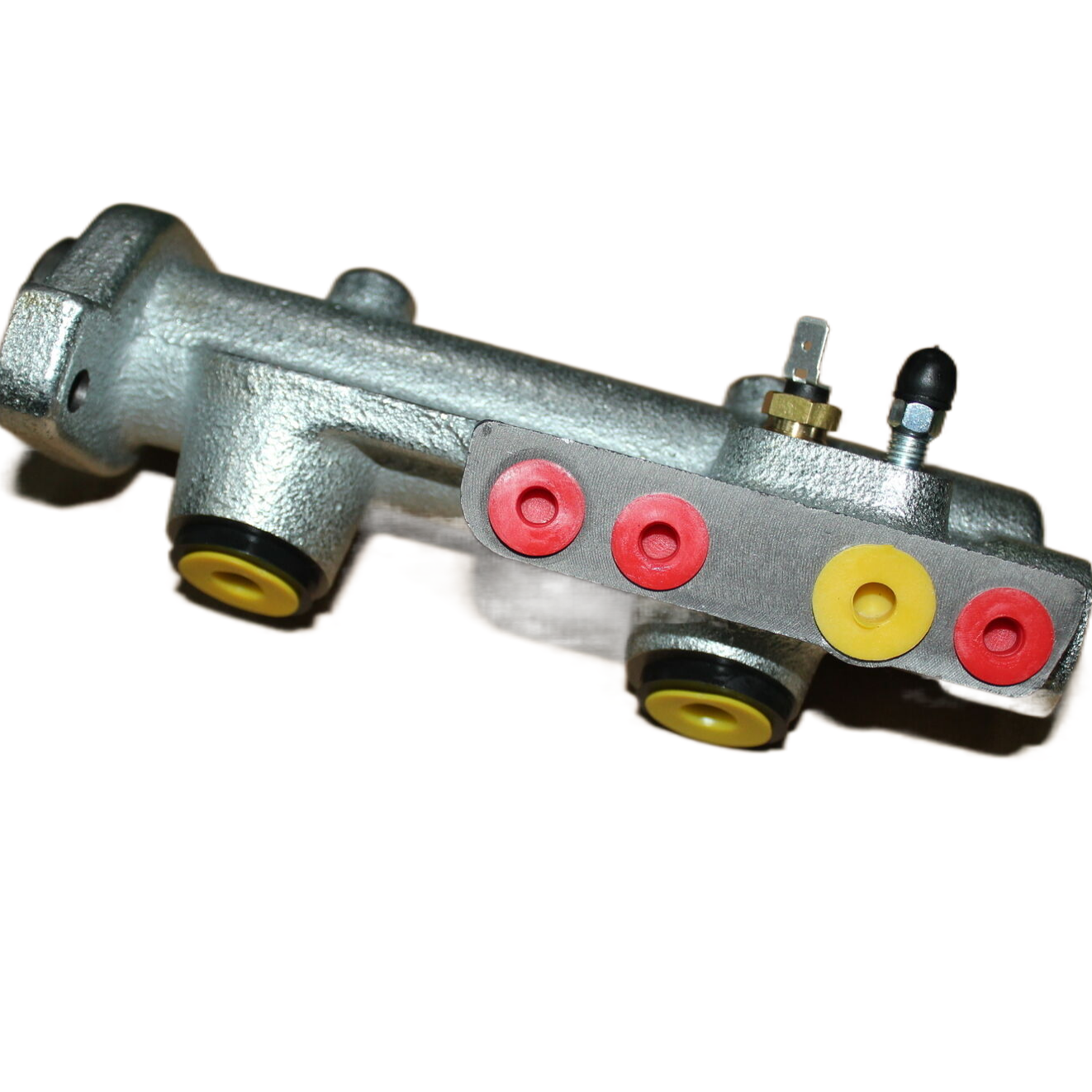 OEM 7701348924 7700590483 7700638947 05-0080 NB-M132A Car Parts Brake Master Cylinder for RENAULT
