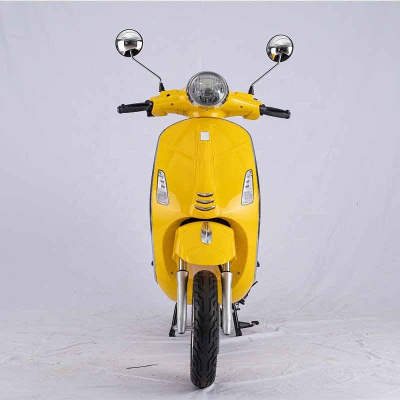 2023 New Model Electric Scooter 2000W Electric Motorcycle High Speed Electric Motorcycle