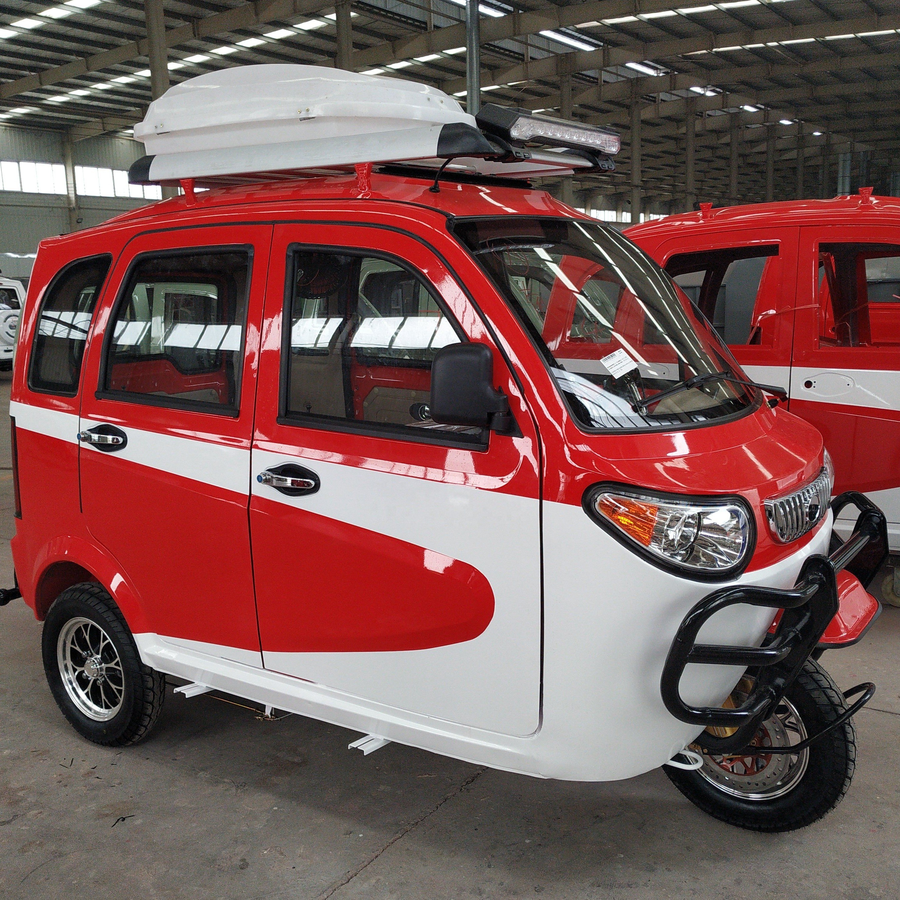 China Manufacture Three Wheel Motorcycles Scooters Tuk Tuk Motor Taxi Motorized Tricycles