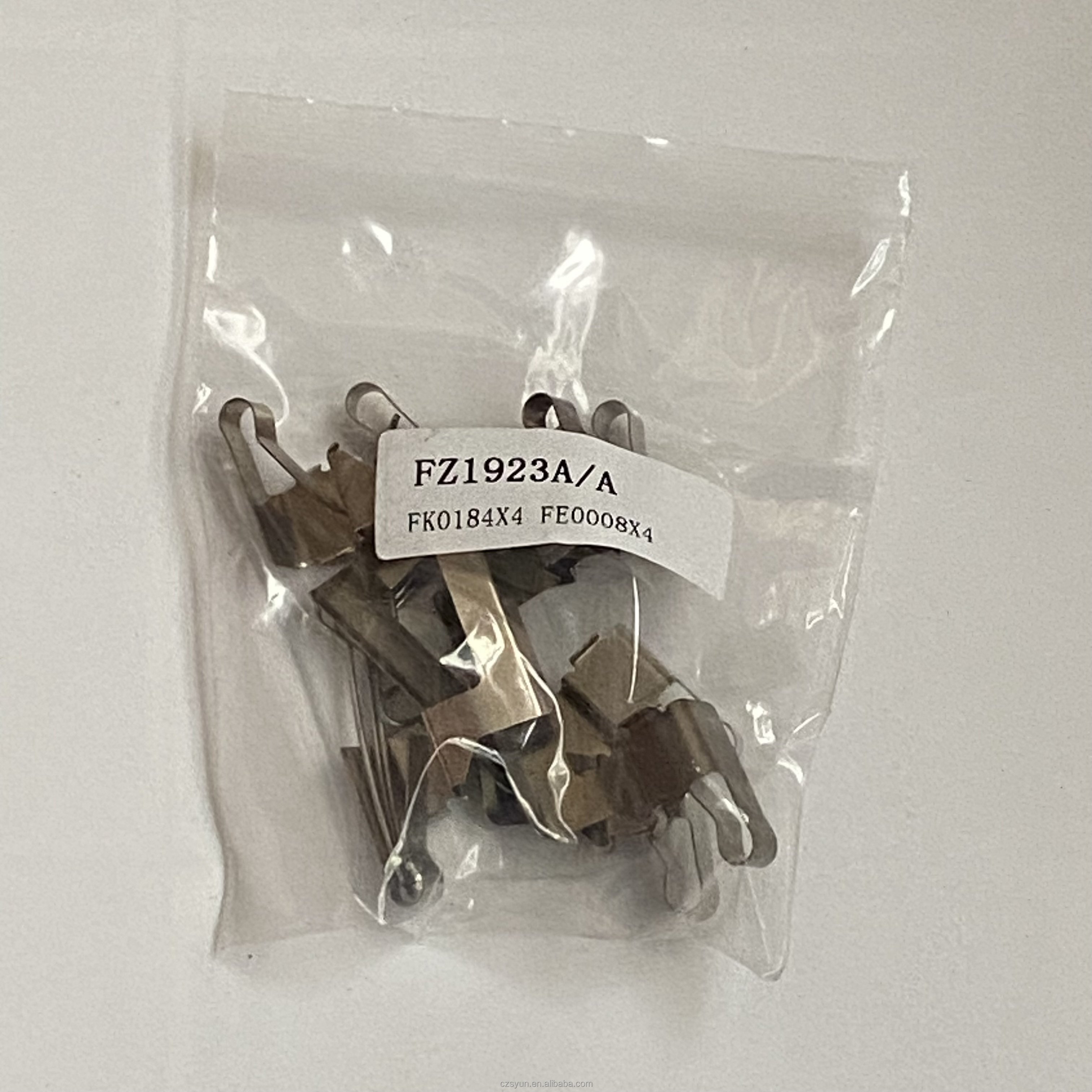 Top Quality Car Break Pad Spring Clip Auto Part Brake Repair Kit Customized