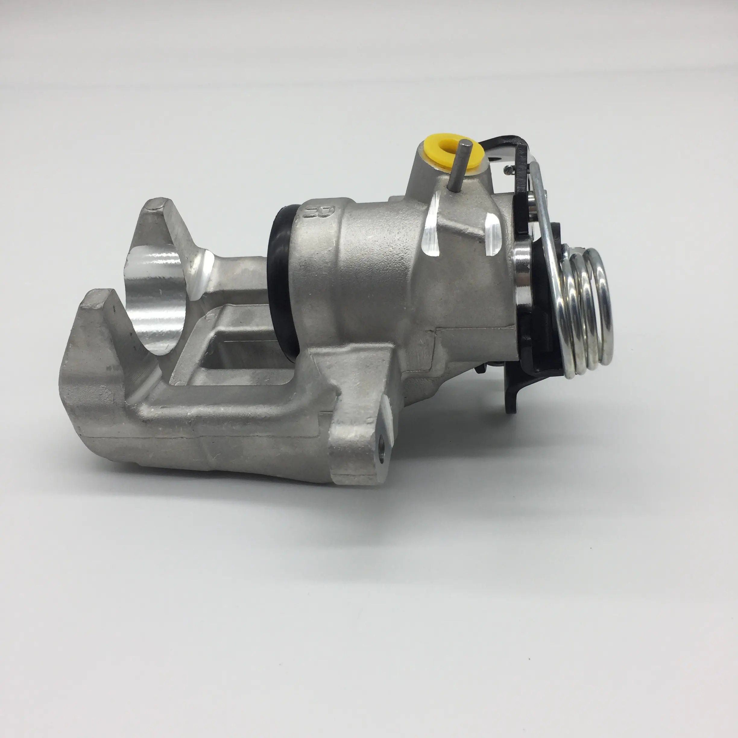 OEM 8E0615424 Brake Caliper - Heavy Duty for MAN TGA/TGS Trucks - OE Standard Replacement with Corrosion-Resistant Cast Iron