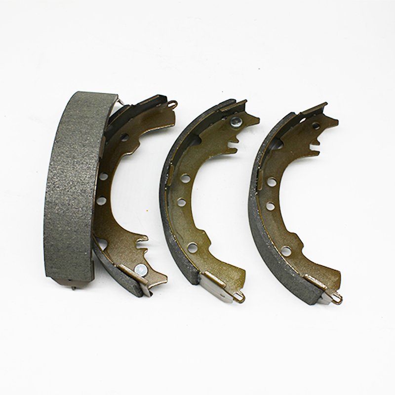 Auto Car Lining Set Parts High Quality Assembly Shoes Pads System Brake Shoe 04495-44010