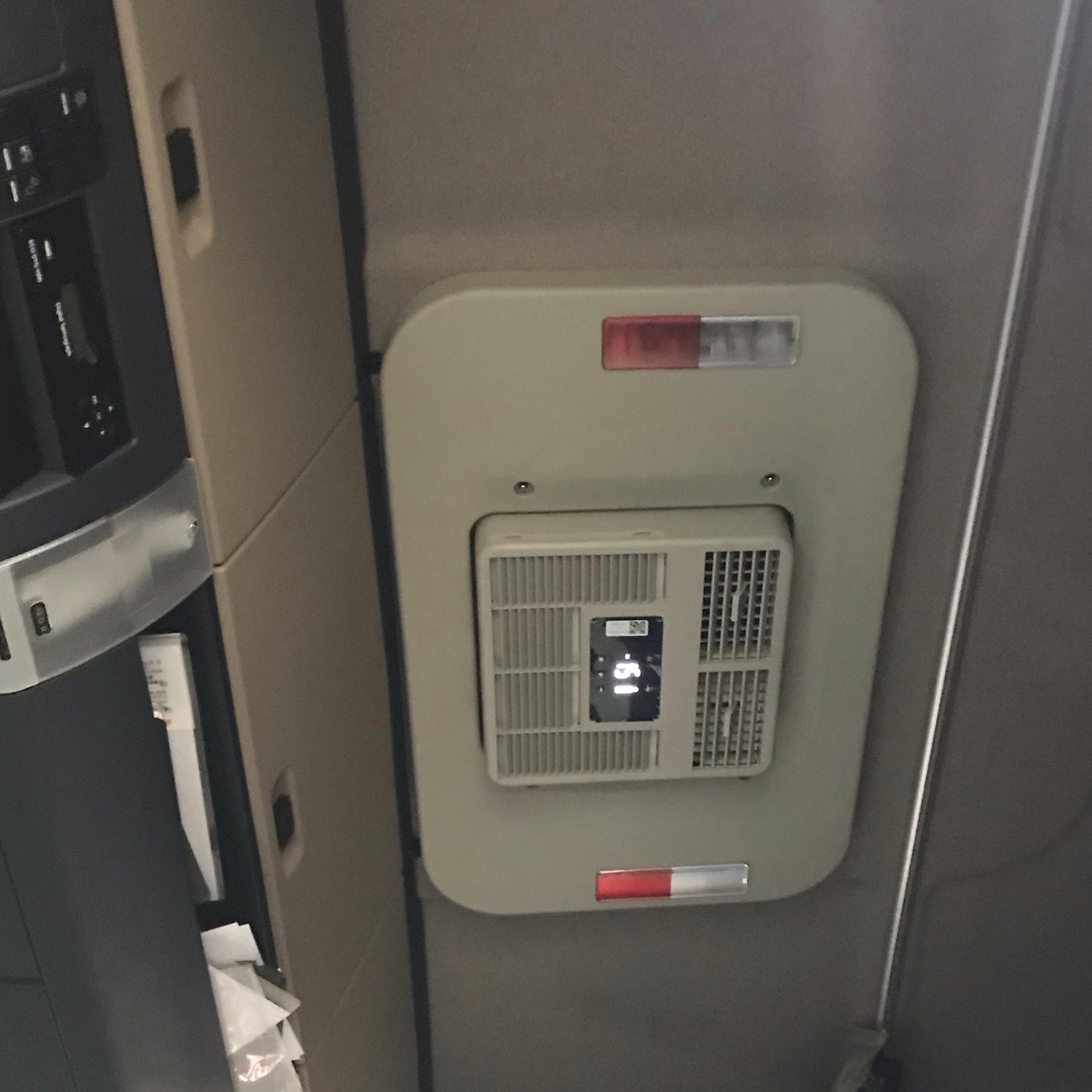 Electric 24V 12 Volt Air Conditioning Dc Rv Van Rooftop Truck Sleeper 12V Car Air Conditioner