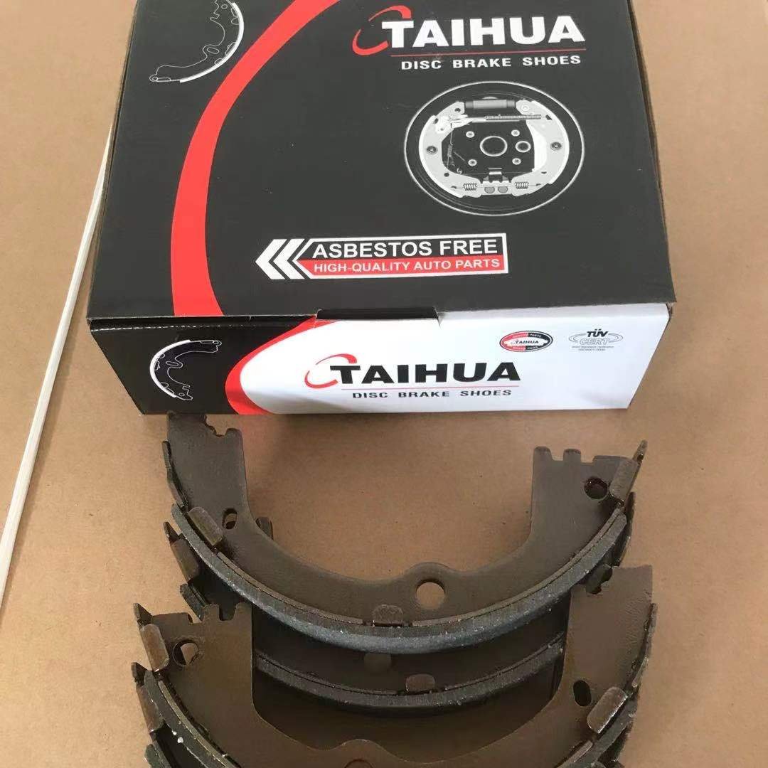 TAIHUA Brand K2342 Brake Shoe for toyota corolla yaris prius Auto Brake Pads Brake Shoes